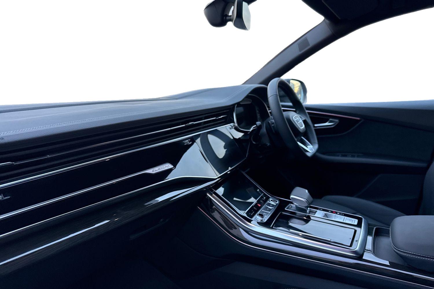 Used Audi Q8 2025 for sale - 76836404: Photo 14