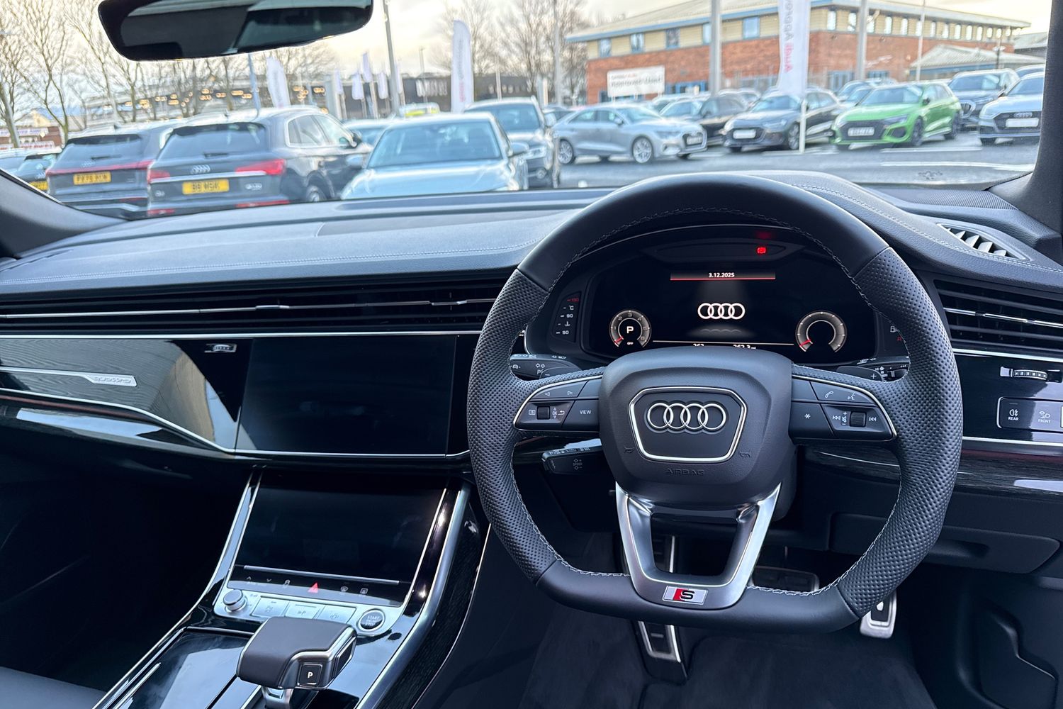 Used Audi Q8 2025 for sale - 76836404: Photo 17