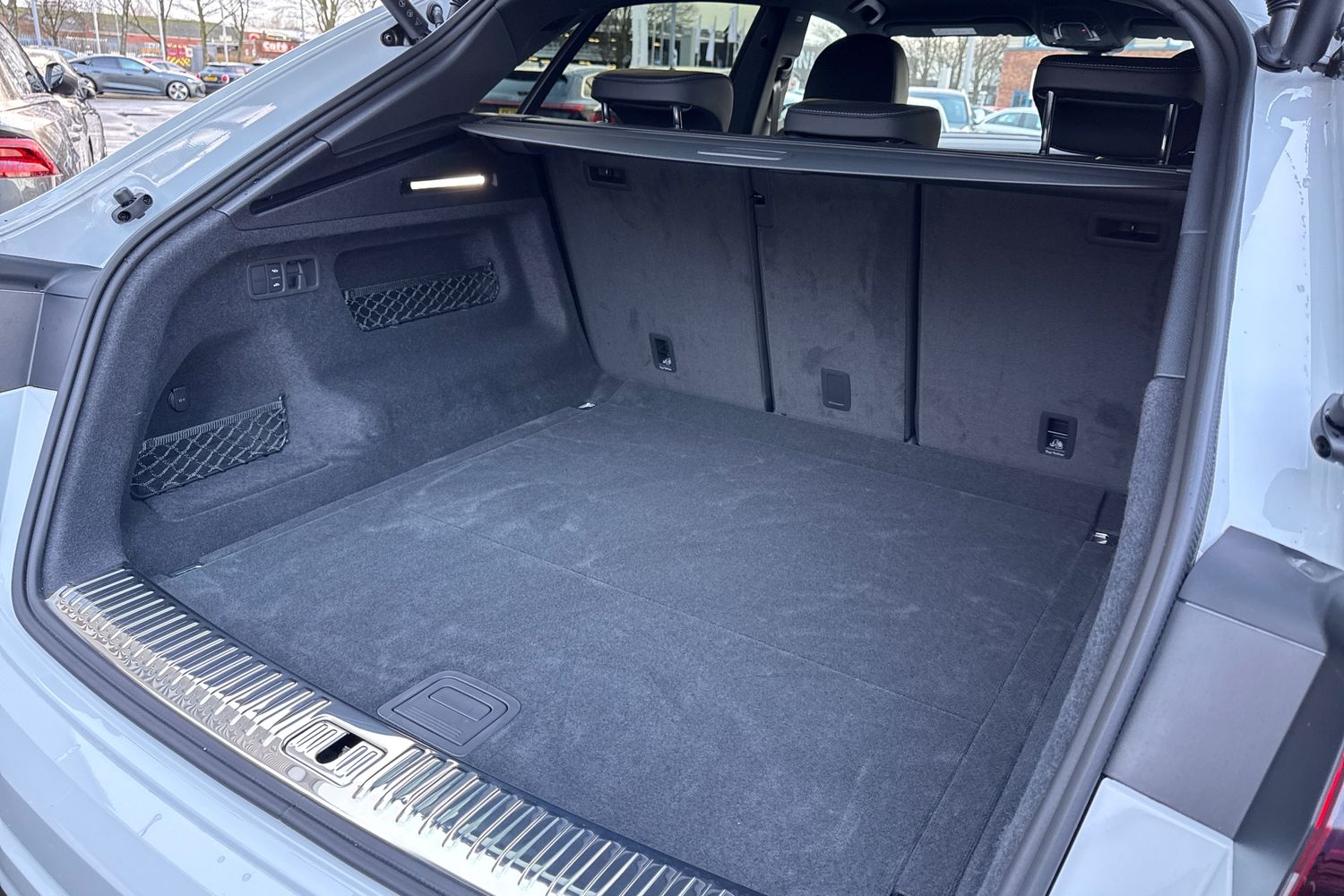 Used Audi Q8 2025 for sale - 76836404: Photo 35