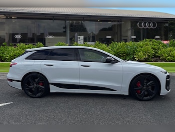 Used Audi S6 e-tron Avant 2025 for sale - 76346518: Photo