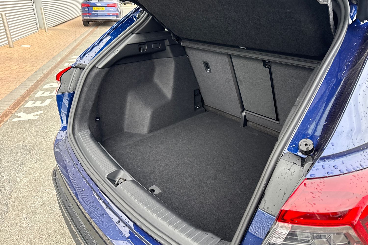 Used Audi Q4 e-tron 2026 for sale - 78029490: Photo 35