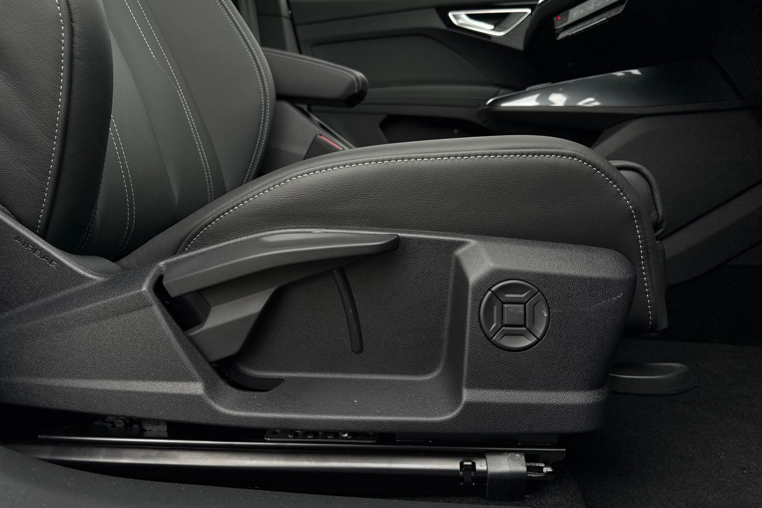 Used Audi Q4 e-tron 2026 for sale - 78029490: Photo 43