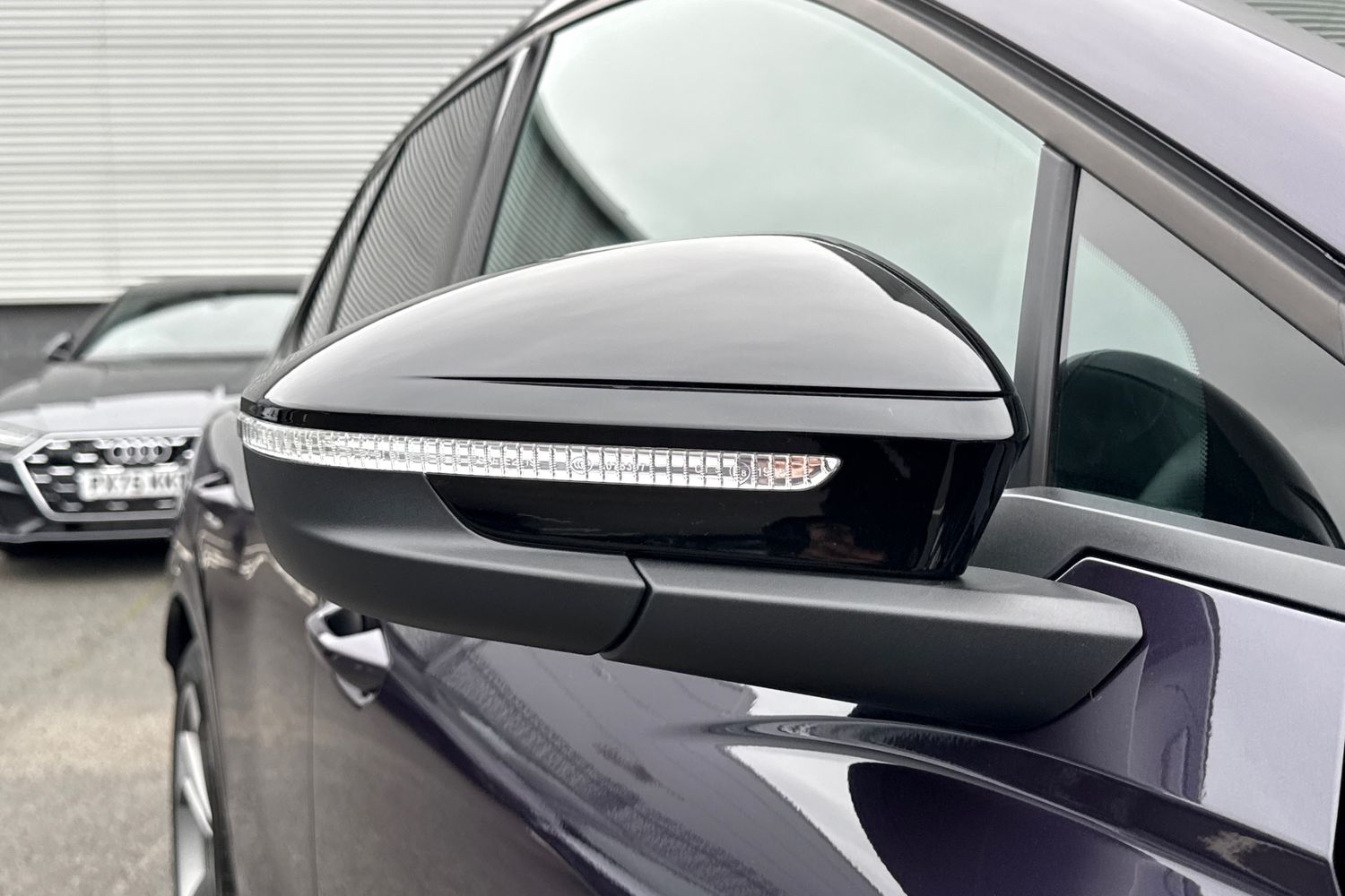Used Audi Q4 e-tron 2025 for sale - 75847358: Photo 28
