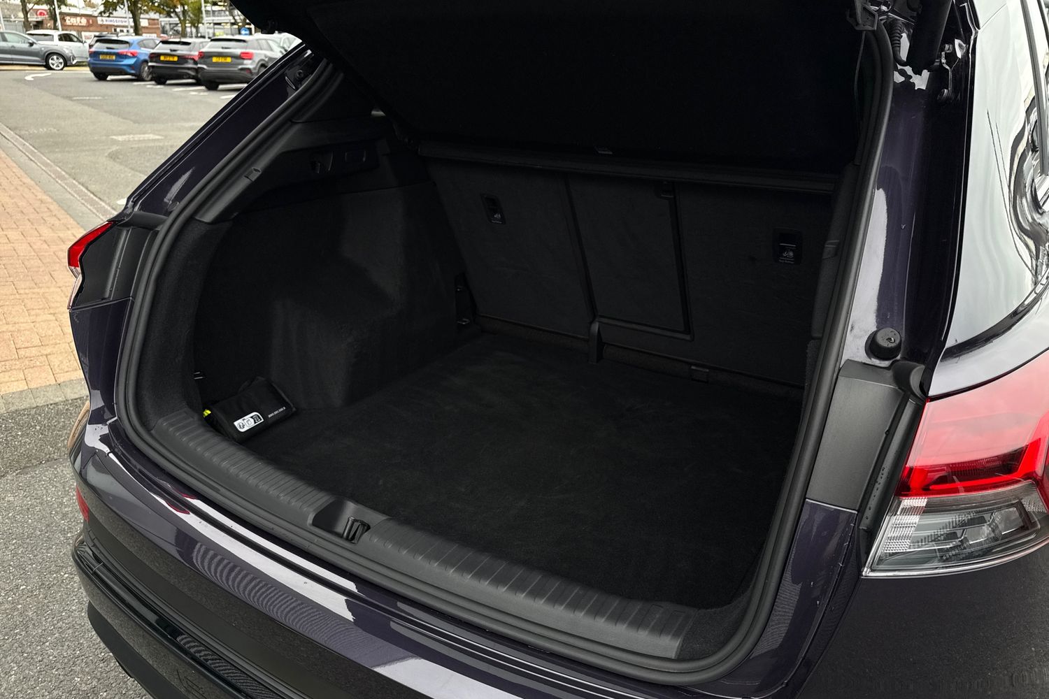 Used Audi Q4 e-tron 2025 for sale - 75847358: Photo 37