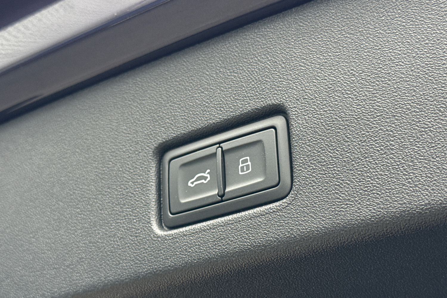 Used Audi Q4 e-tron 2025 for sale - 75847358: Photo 38