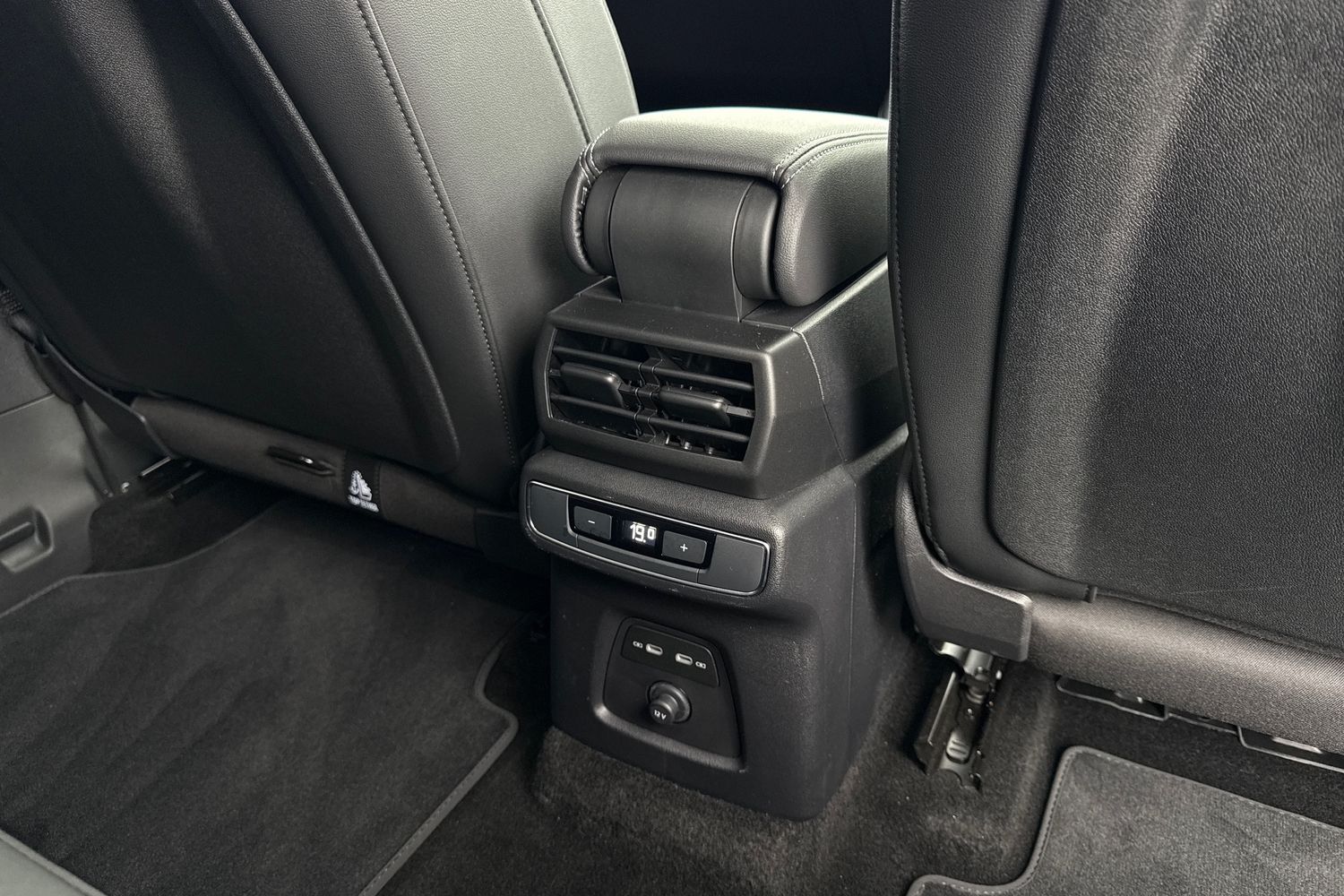 Used Audi Q4 e-tron 2025 for sale - 75847358: Photo 43