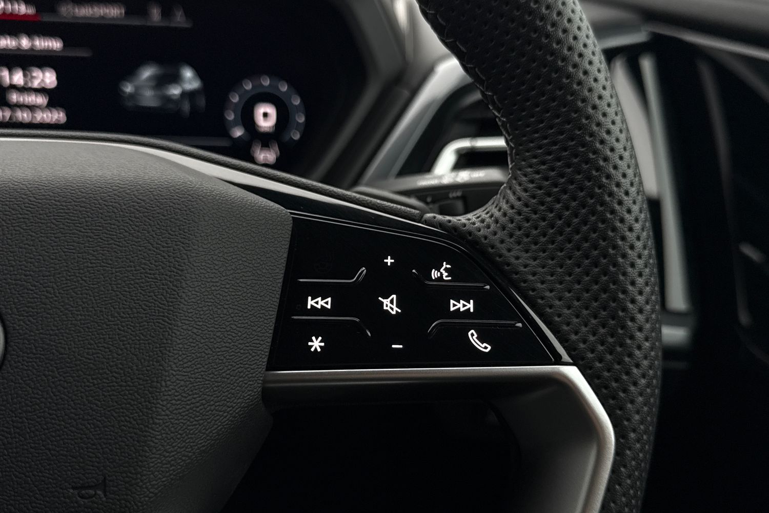 Used Audi Q4 e-tron 2025 for sale - 75847358: Photo 53