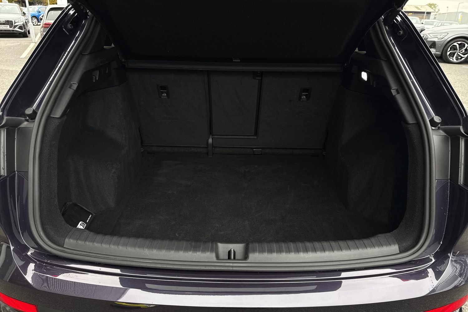 Used Audi Q4 e-tron 2025 for sale - 75847358: Photo 7