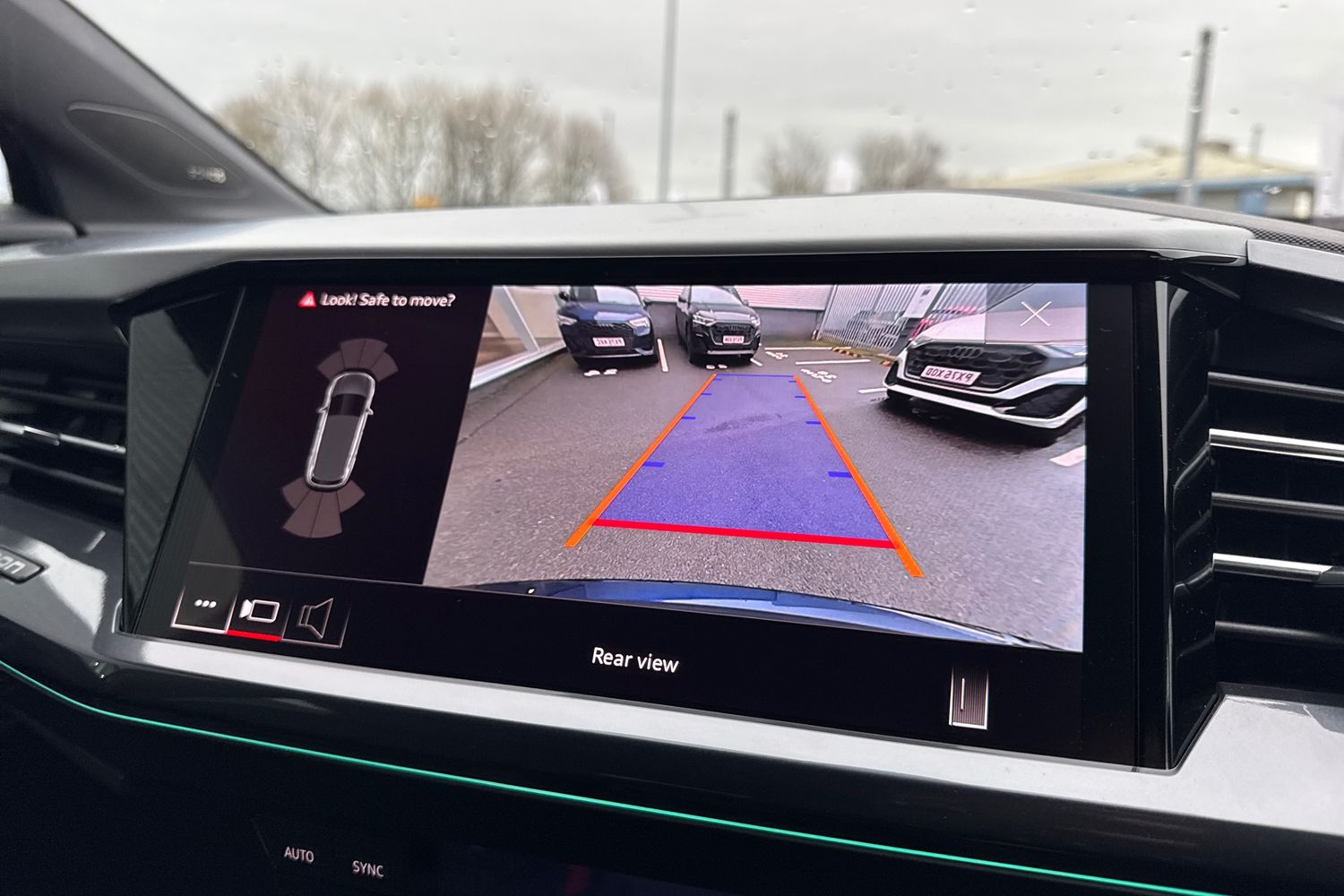 Used Audi Q4 e-tron 2025 for sale - 76909377: Photo 53