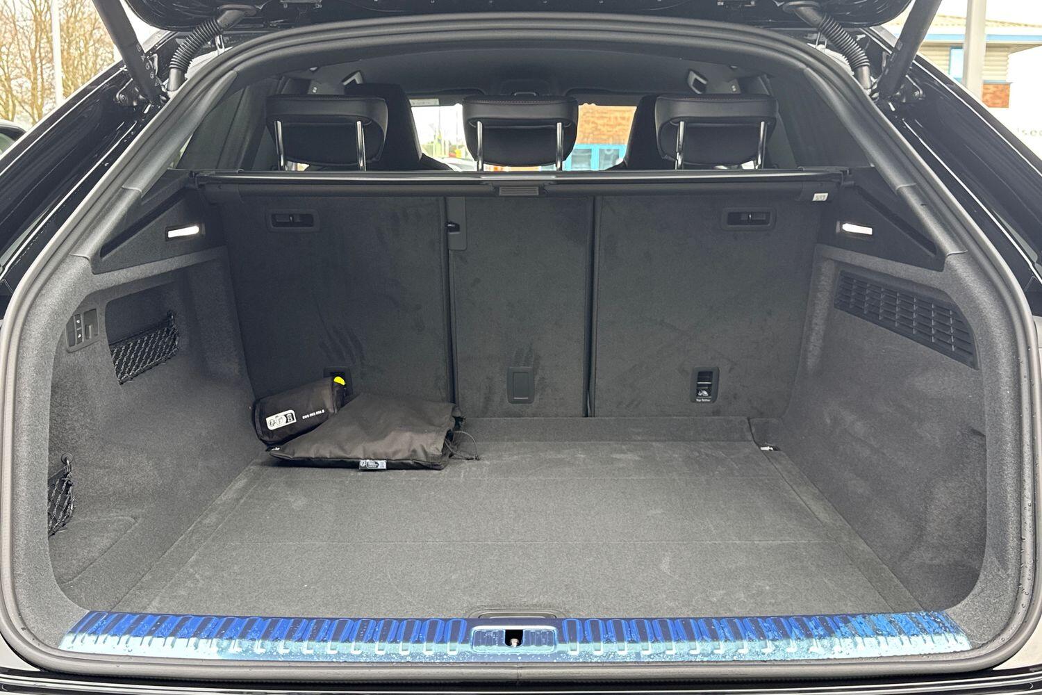 Used Audi RS Q8 2026 for sale - 77834894: Photo 9