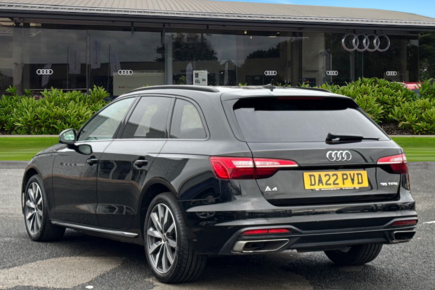 Used Audi A4 Avant 2022 for sale - 77368534: Photo 2