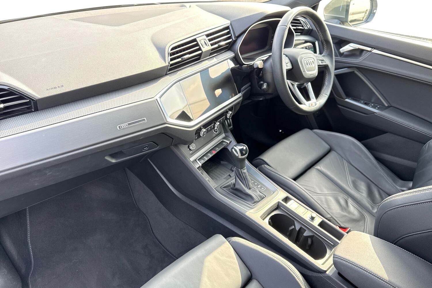 Used Audi Q3 2024 for sale - 77961385: Photo 15