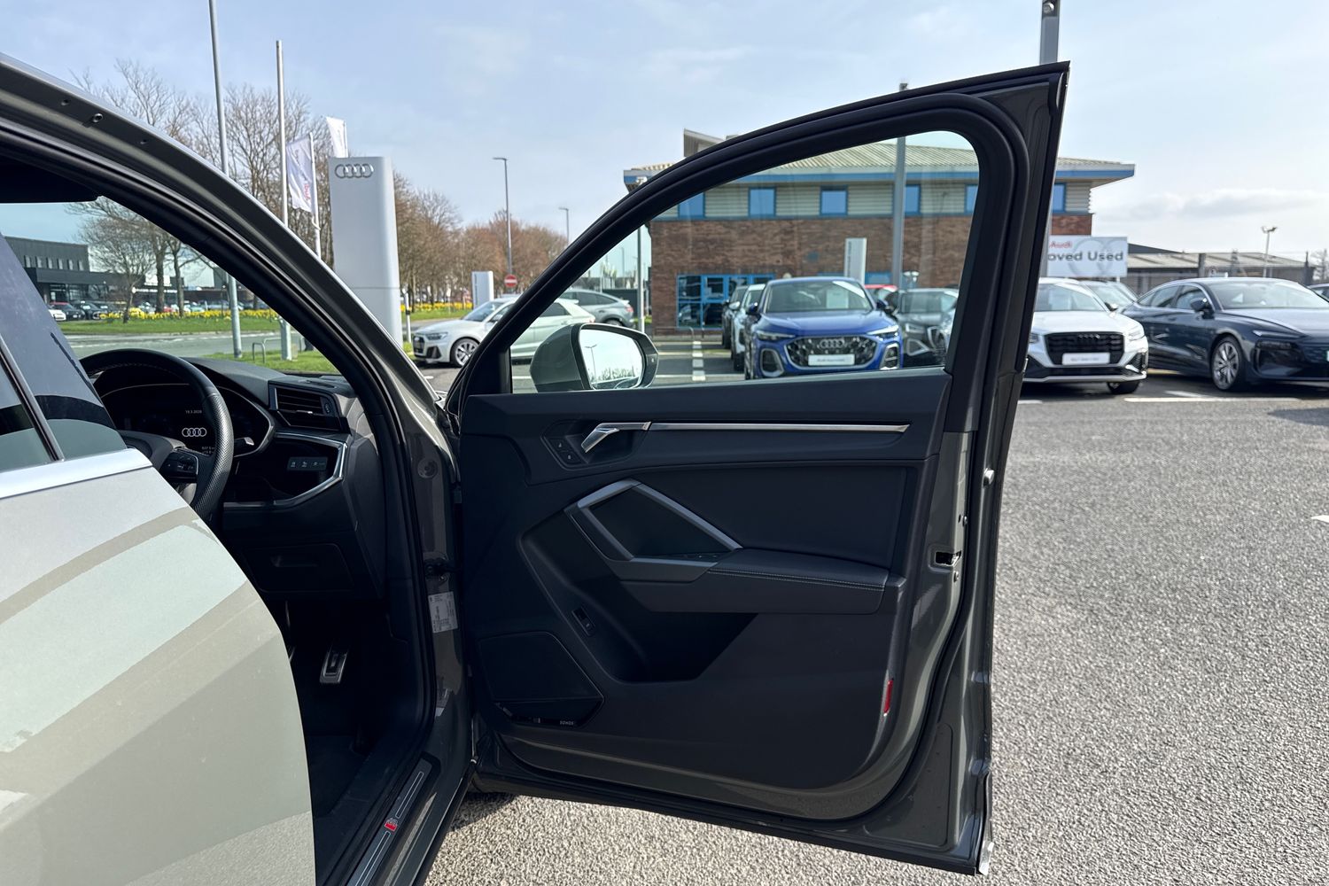 Used Audi Q3 2024 for sale - 77961385: Photo 41