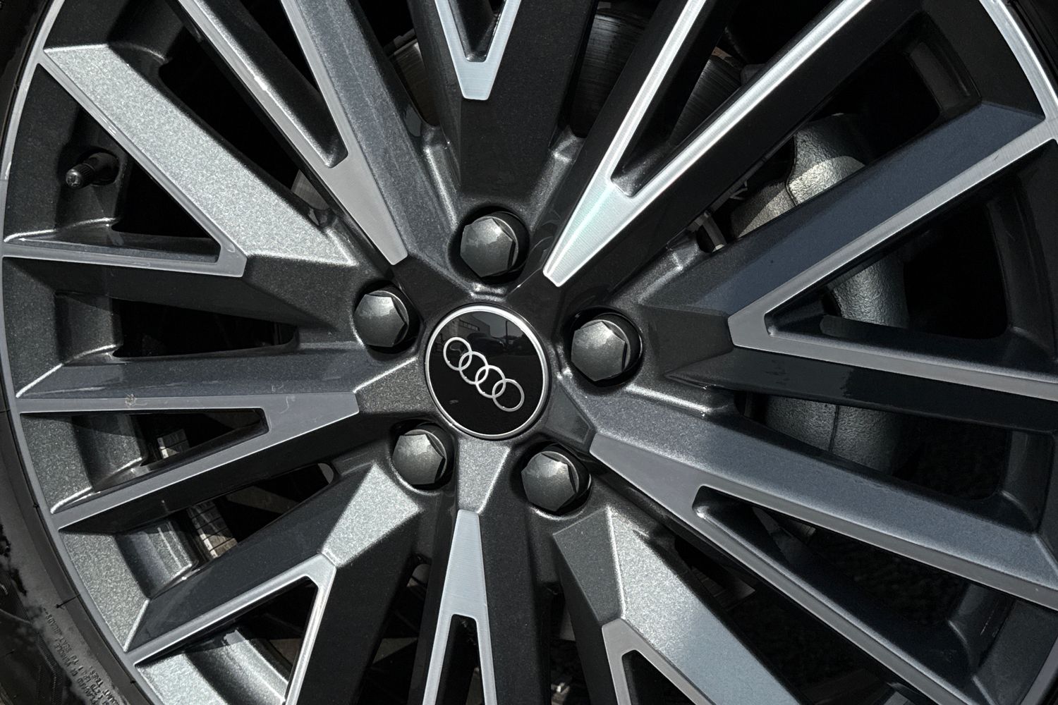 Used Audi Q3 2024 for sale - 77961385: Photo 49