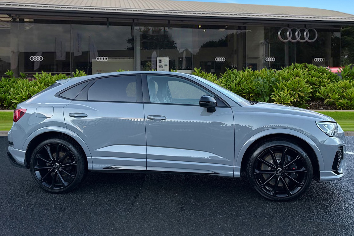 Used Audi RS Q3 2022 for sale - 76836410: Photo 3