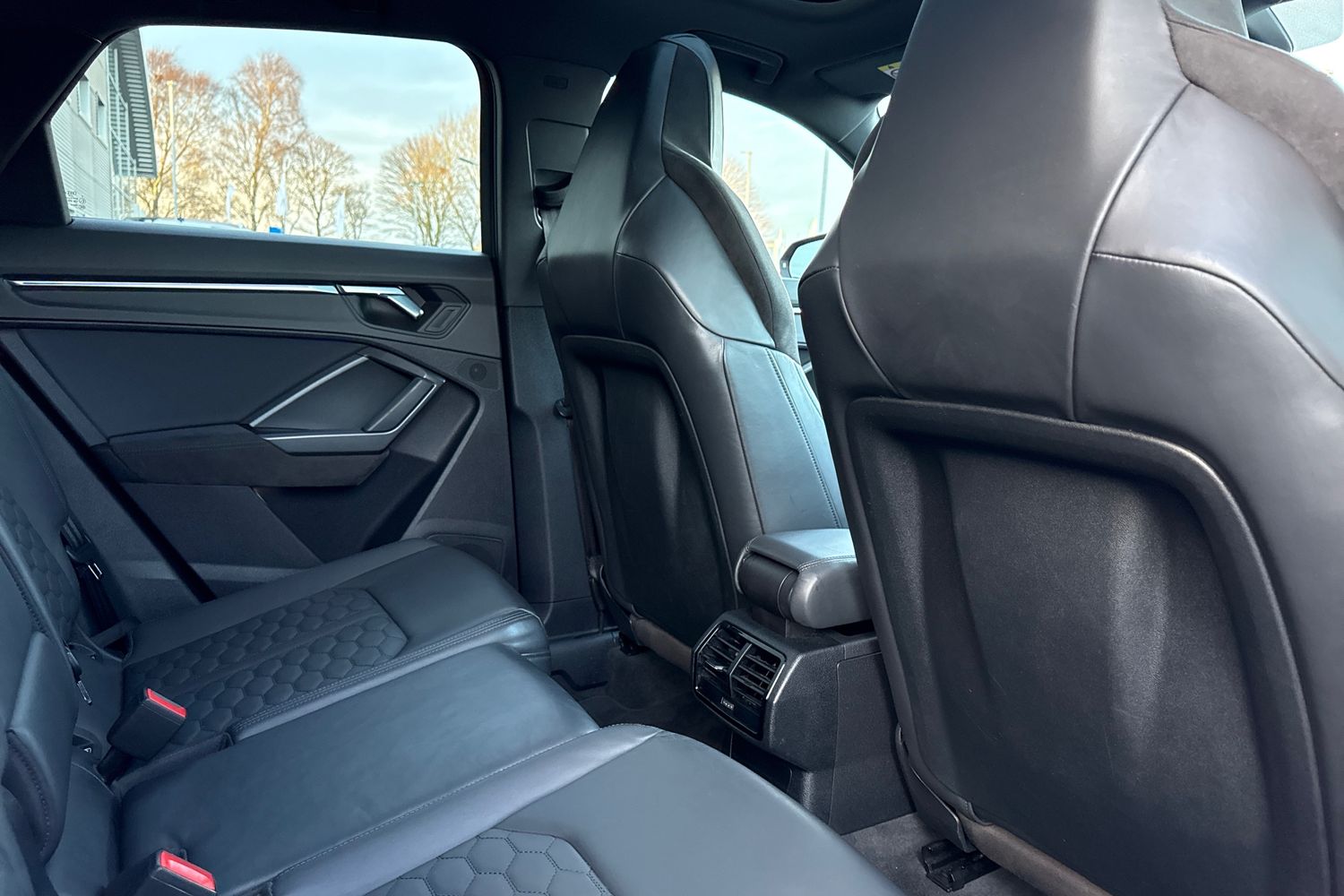 Used Audi RS Q3 2022 for sale - 76836410: Photo 40