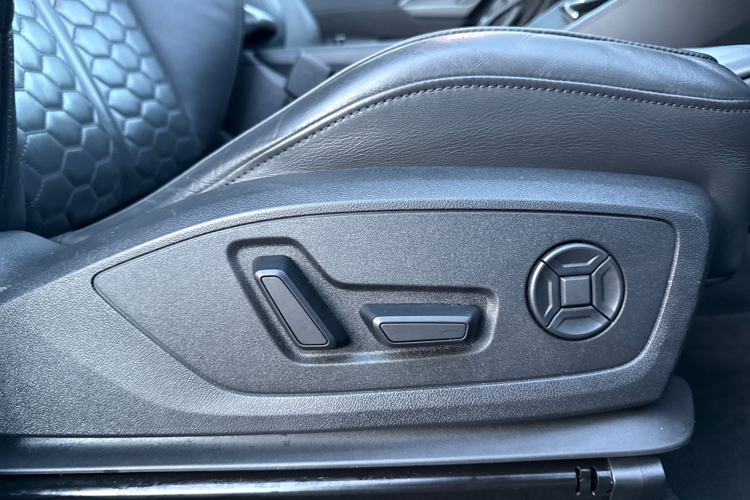 Used Audi RS Q3 2022 for sale - 76836410: Photo 47