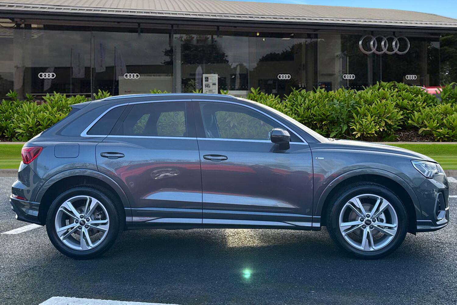 Used Audi Q3 2026 for sale - 77313085: Photo 3