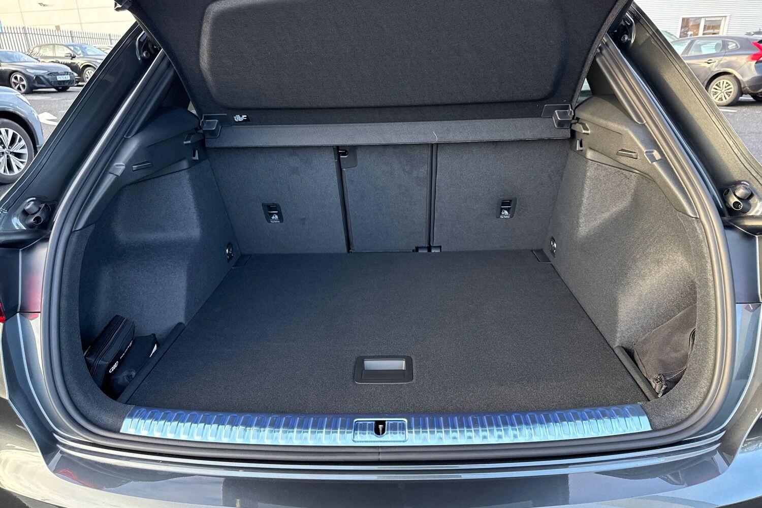 Used Audi Q3 2026 for sale - 77313085: Photo 9