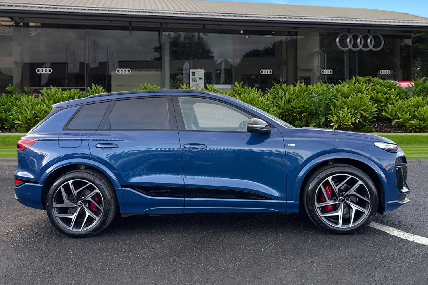 Used Audi Q6 e-tron 2026 for sale - 77138975: Photo 3