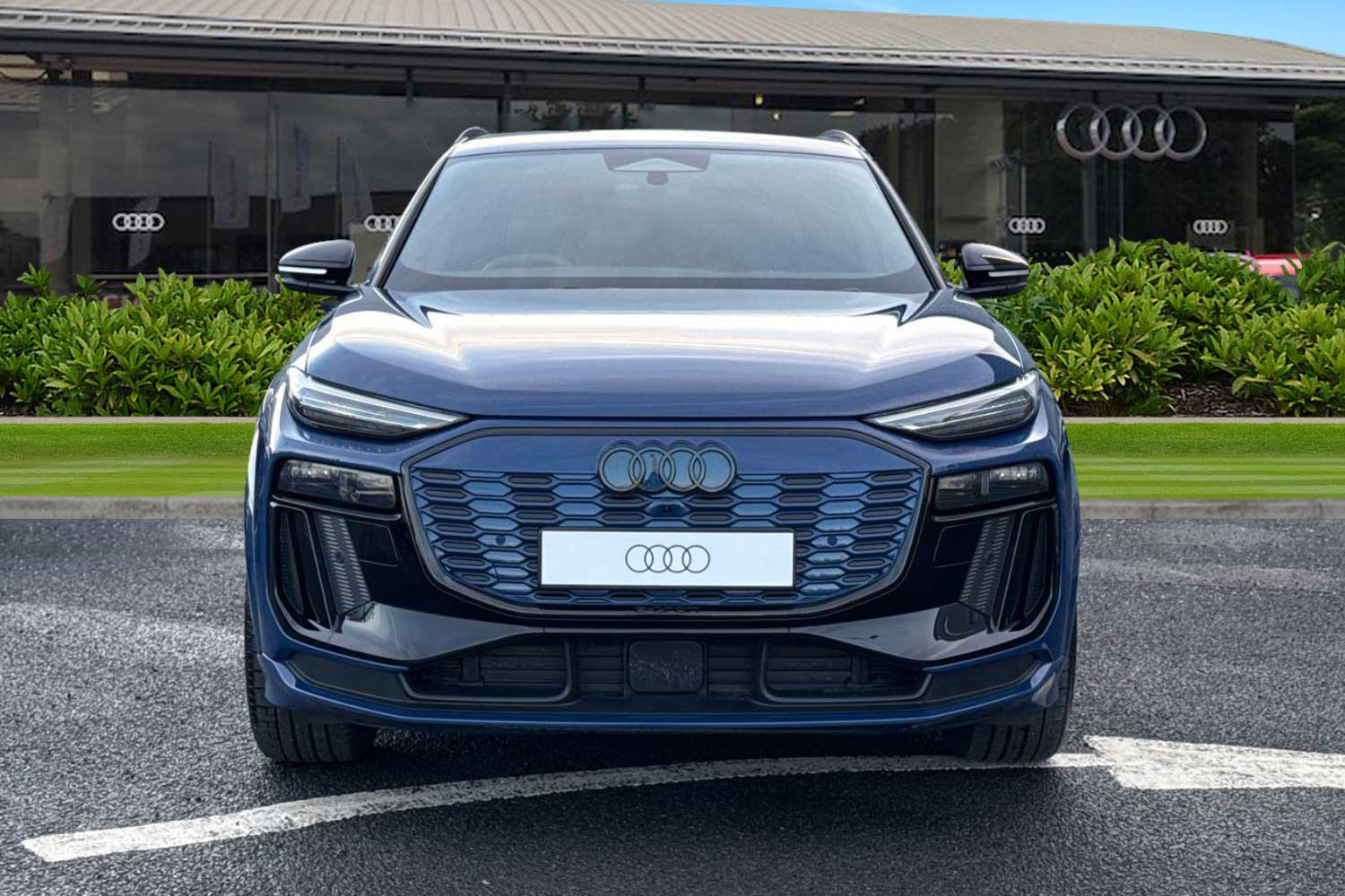 Used Audi Q6 e-tron 2026 for sale - 77138975: Photo 5