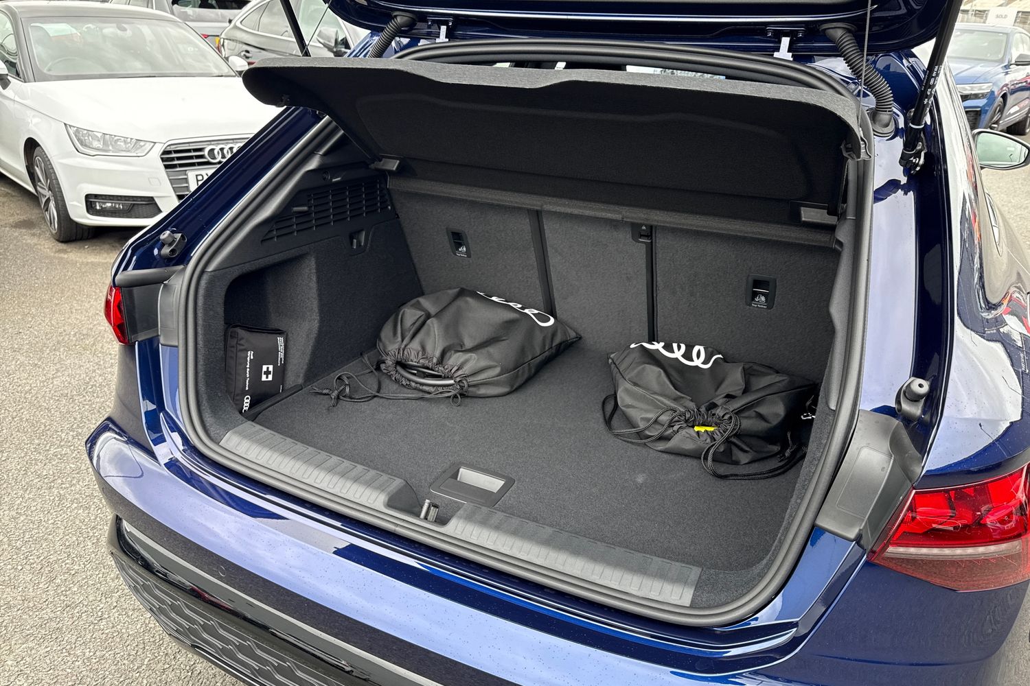 Vehicle 33