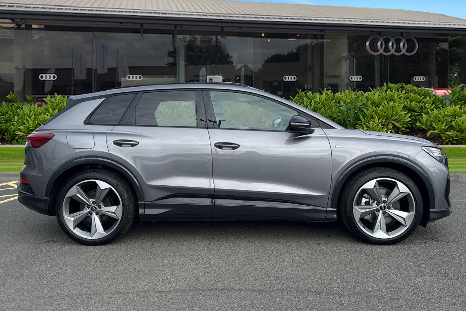 Used Audi Q4 e-tron 2026 for sale - 78168568: Photo 3