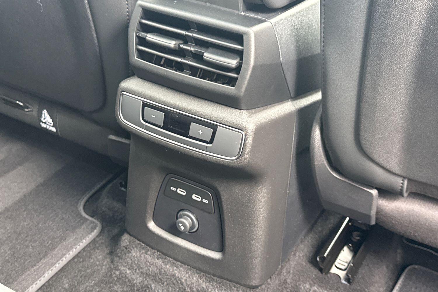 Used Audi Q4 e-tron 2026 for sale - 78168568: Photo 34