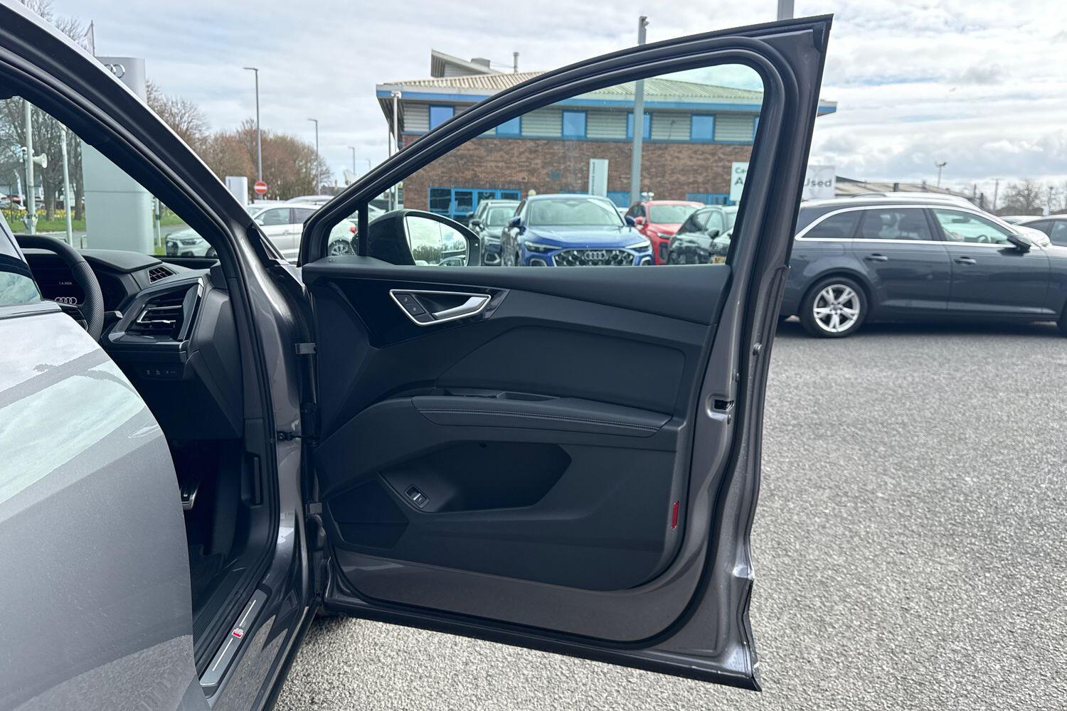 Used Audi Q4 e-tron 2026 for sale - 78168568: Photo 37