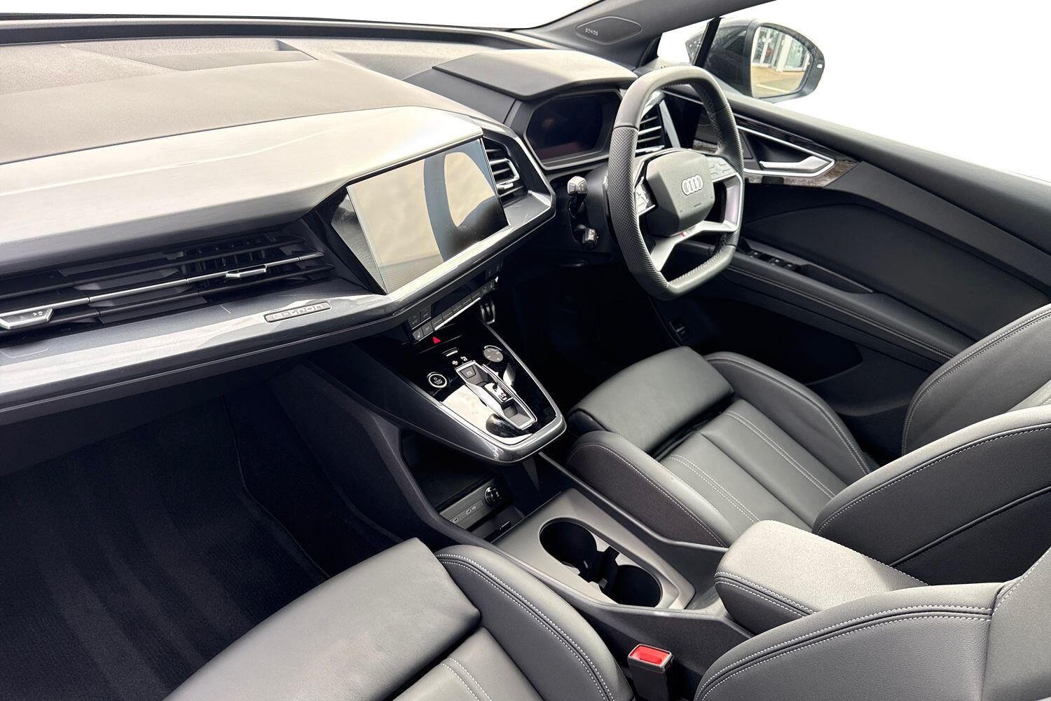 Used Audi Q4 e-tron 2026 for sale - 78168568: Photo 8