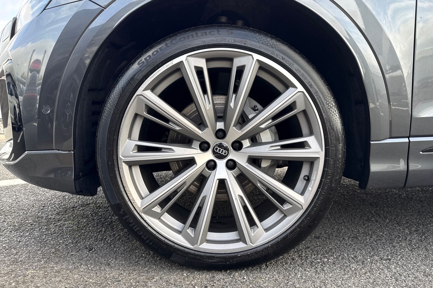 Used Audi Q8 2025 for sale - 76654343: Photo 9