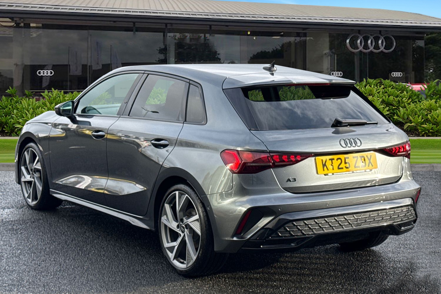 Used Audi A3 2025 for sale - 77368620: Photo 2