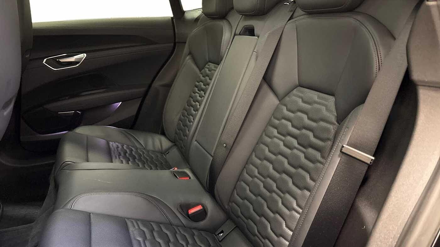 Used Audi e-tron GT 2022 for sale - 77275367: Photo 8