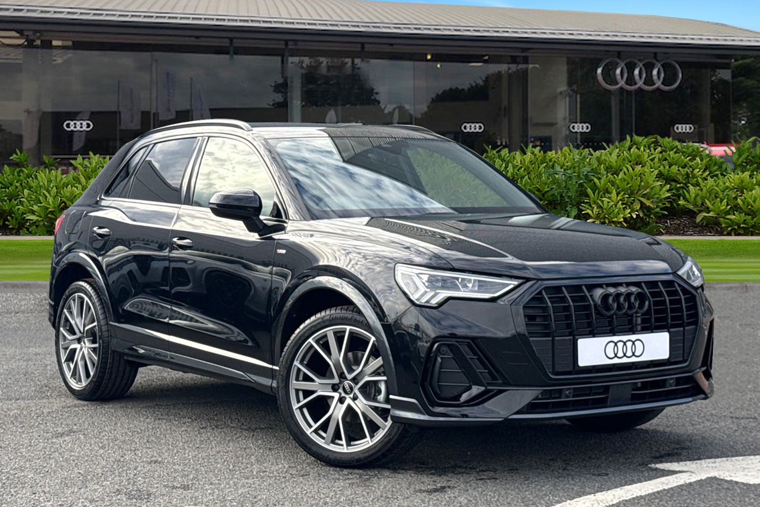 Used Audi Q3 2025 for sale - 76909362: Photo 1