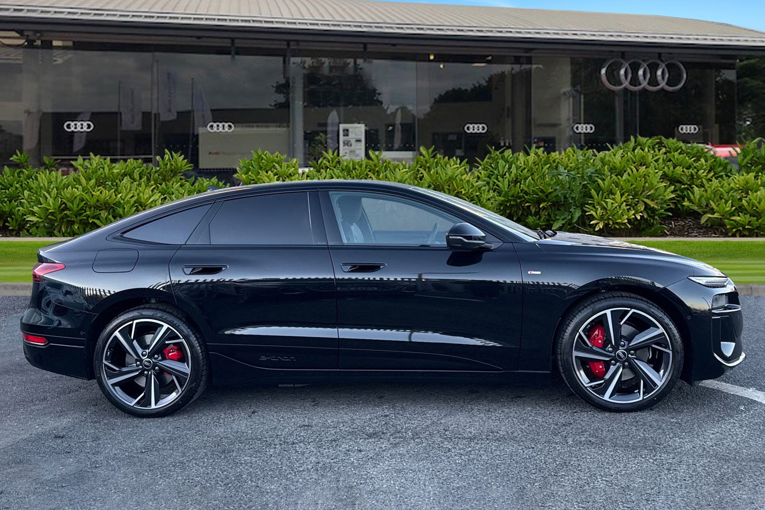 Used Audi A6 e-tron Avant 2026 for sale - 77135450: Photo 3