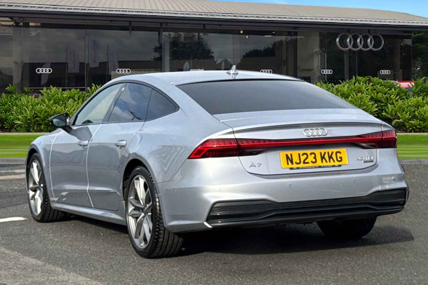 Used Audi A7 2023 for sale - 77135283: Photo 2