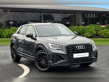 Audi - Q2