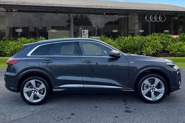 Used Audi Q5 2025 for sale - 75786199: Photo 3