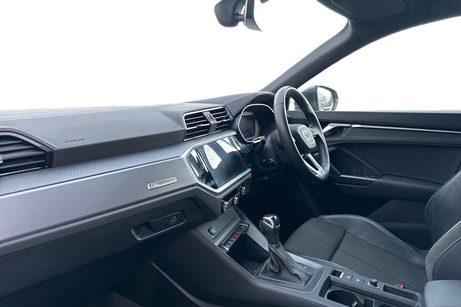 Used Audi Q3 2022 for sale - 77368661: Photo 15