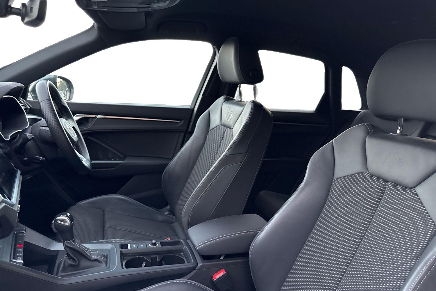 Used Audi Q3 2022 for sale - 77368661: Photo 16