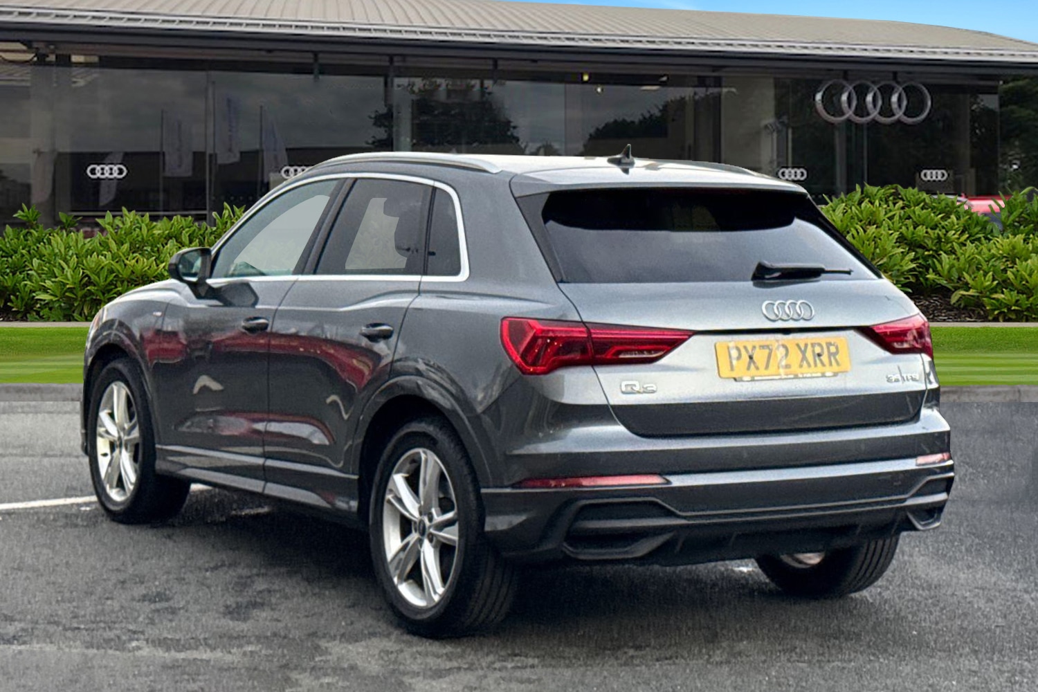 Used Audi Q3 2022 for sale - 77368661: Photo 2