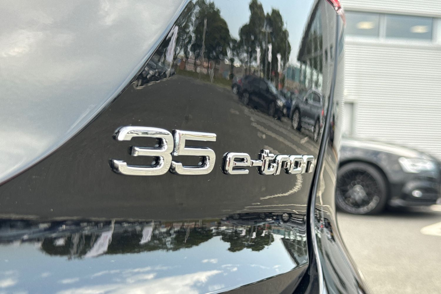 Vehicle 33