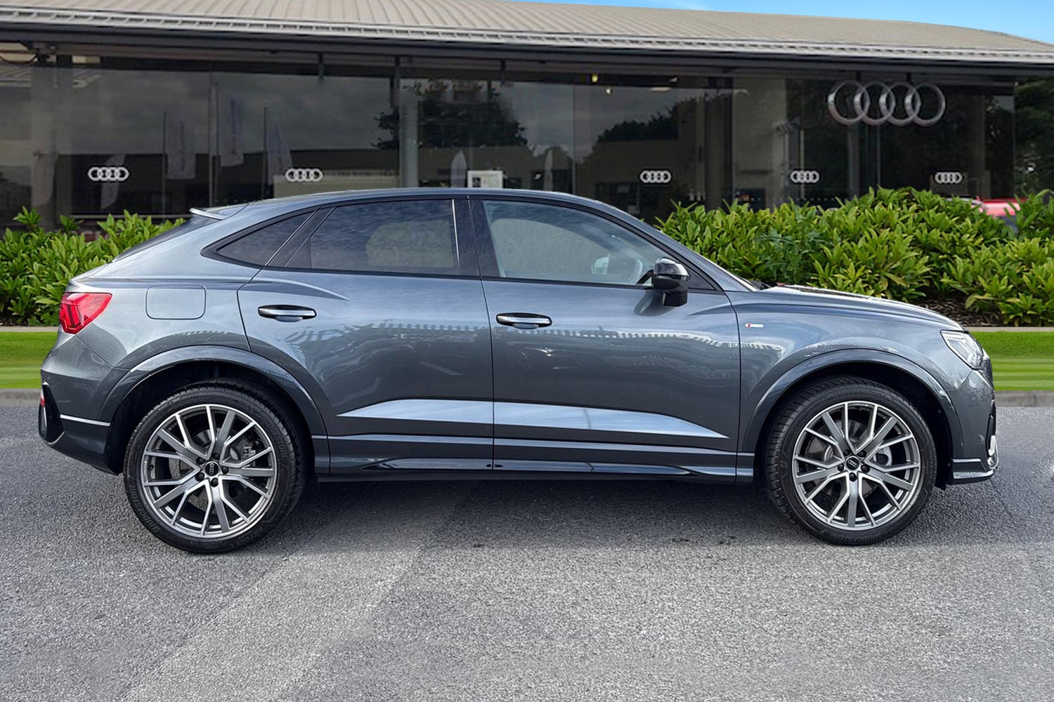 Used Audi Q3 2025 for sale - 77368386: Photo 3