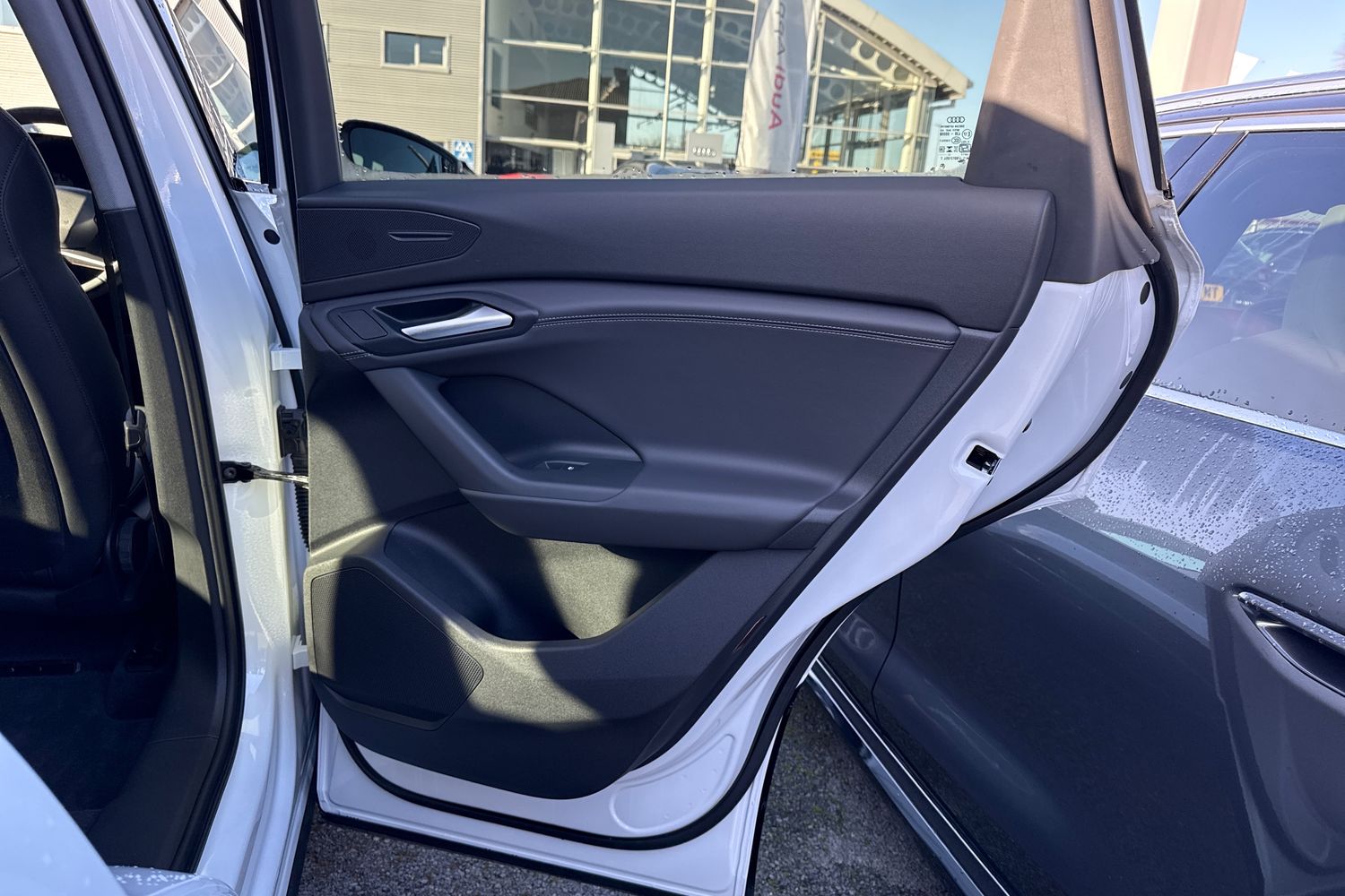 Used Audi Q6 e-tron 2024 for sale - 78060389: Photo 43