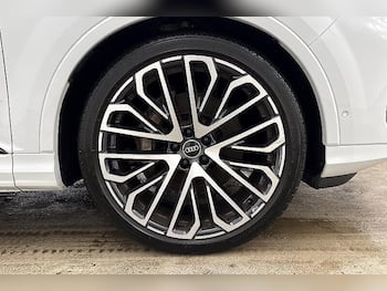 Used Audi Q7 2025 for sale - 79774049: Photo