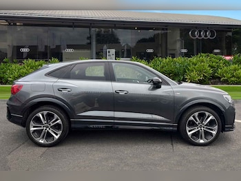 Used Audi Q3 2023 for sale - 77394114: Photo