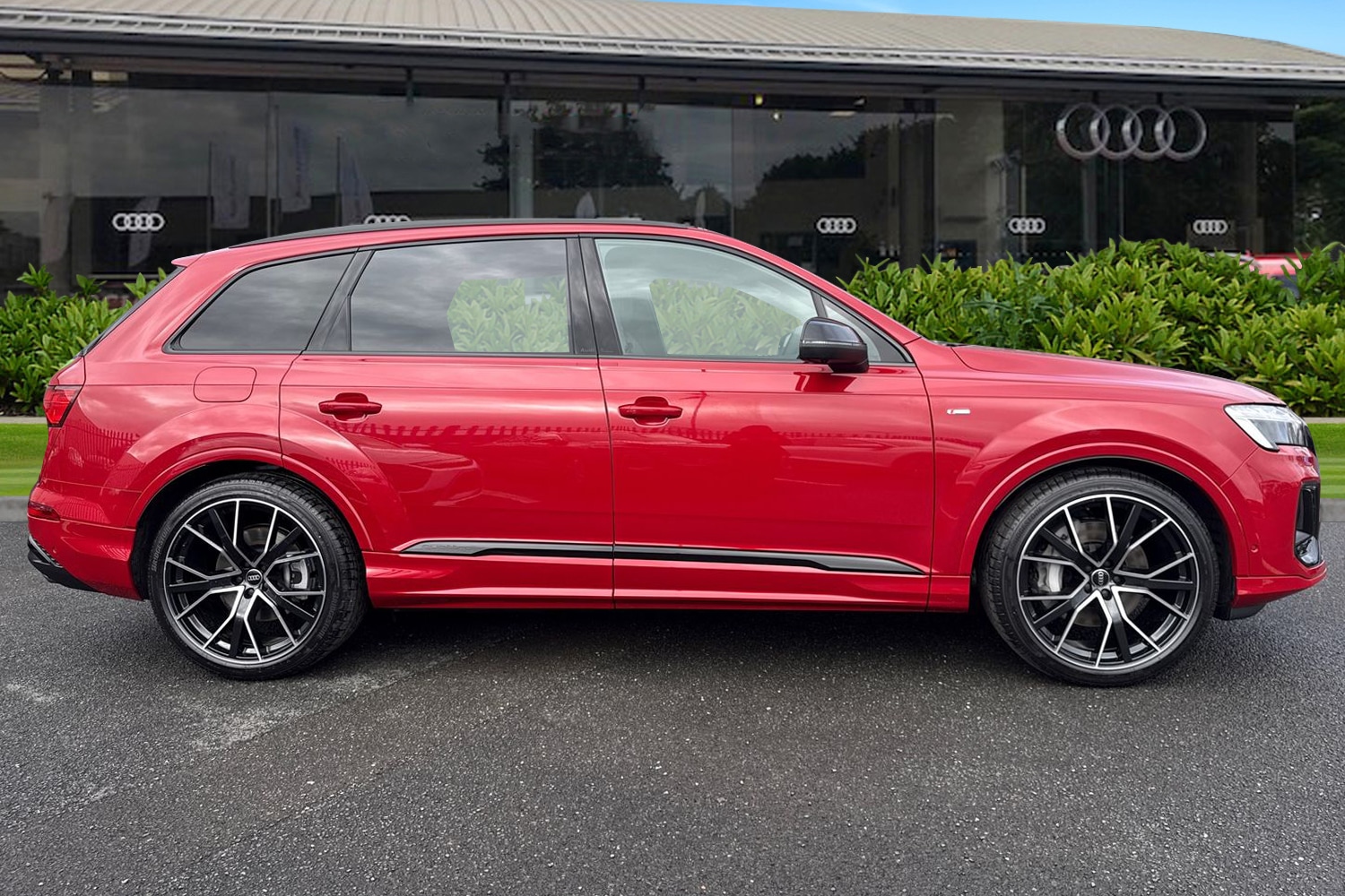 Used Audi Q7 2026 for sale - 77805328: Photo 3