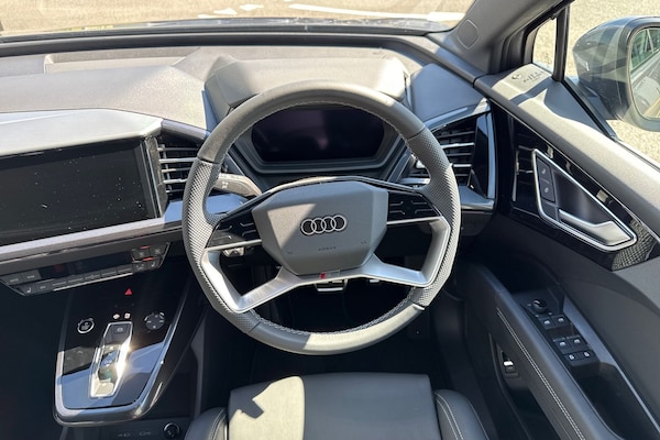 Used Audi Q4 e-tron 2025 for sale - 76346552: Photo 17