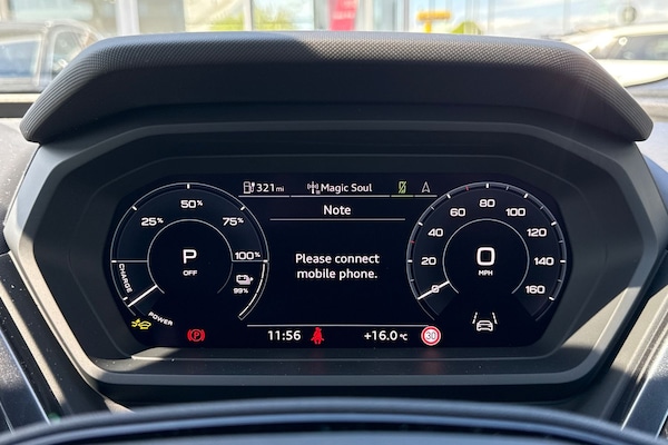 Used Audi Q4 e-tron 2025 for sale - 76346552: Photo 32