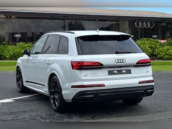 Used Audi Q7 2025 for sale - 76300407: Photo